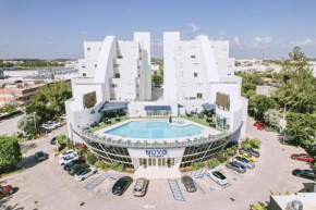 Гостиница Nuvo Suites Hotel - Miami / Doral  Запад Майами
